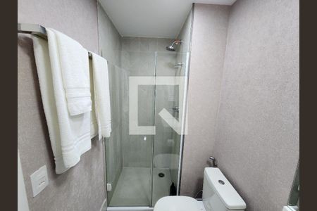 Studio à venda com 28m², 1 quarto e sem vaga Studio à venda com 28m², 1 quarto e sem vagaBanheiro