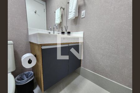 Studio à venda com 28m², 1 quarto e sem vaga Studio à venda com 28m², 1 quarto e sem vagaBanheiro