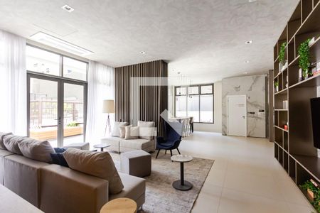 Studio à venda com 28m², 1 quarto e sem vaga Studio à venda com 28m², 1 quarto e sem vagaHall social