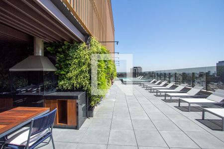 Studio à venda com 28m², 1 quarto e sem vaga Studio à venda com 28m², 1 quarto e sem vagaÁrea comum - Churrasqueira