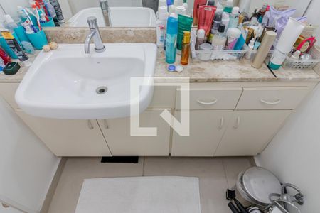 Apartamento à venda com 71m², 3 quartos e 2 vagasBanheiro da Suíte