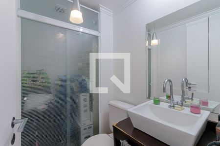 Apartamento à venda com 71m², 3 quartos e 2 vagasBanheiro 