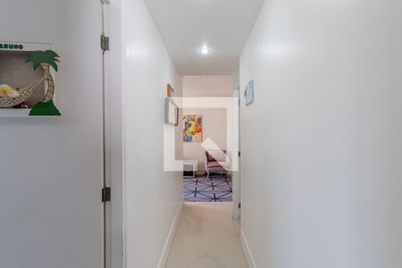 Apartamento à venda com 71m², 3 quartos e 2 vagasCorredor