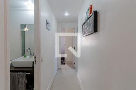 Apartamento à venda com 71m², 3 quartos e 2 vagasCorredor