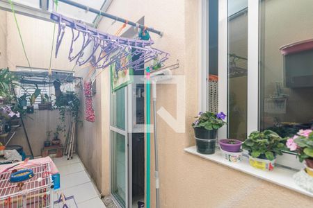 Apartamento à venda com 71m², 3 quartos e 1 vagaÁrea de Serviço