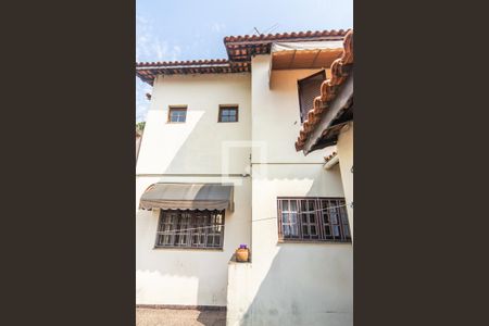 Casa à venda com 160m², 3 quartos e 2 vagasQuintal