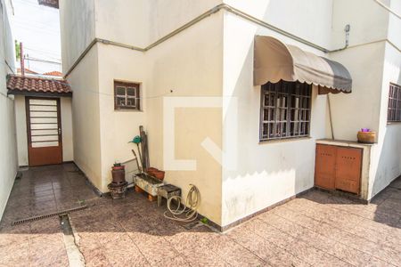 Casa à venda com 160m², 3 quartos e 2 vagasQuintal