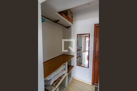 Casa à venda com 160m², 3 quartos e 2 vagasSuíte