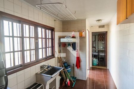 Casa à venda com 160m², 3 quartos e 2 vagasÁrea de Serviço