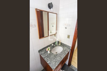 Casa à venda com 160m², 3 quartos e 2 vagasBanheiro Social