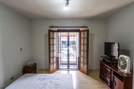 Casa à venda com 160m², 3 quartos e 2 vagasSuíte