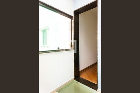 Casa à venda com 350m², 3 quartos e 2 vagas Casa à venda com 350m², 3 quartos e 2 vagasClaraboia