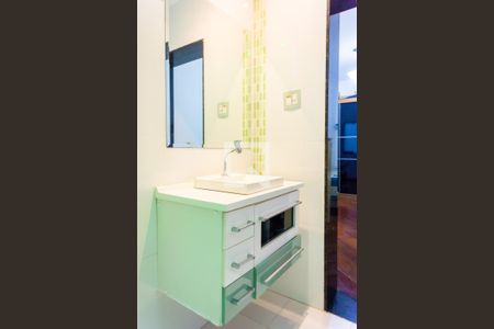 Casa à venda com 350m², 3 quartos e 2 vagas Casa à venda com 350m², 3 quartos e 2 vagasBanheiro da Suíte 2