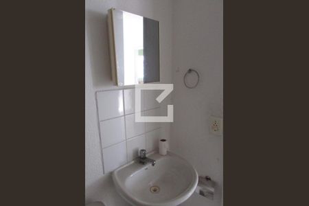 Apartamento para alugar com 52m², 3 quartos e sem vagaBanheiro - Espelho