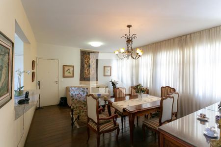 Sala de apartamento para alugar com 3 quartos, 95m² em Funcionários, Belo Horizonte
