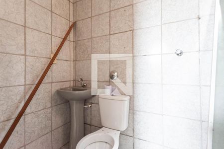 Casa à venda com 250m², 4 quartos e 4 vagasBanheiro social 2