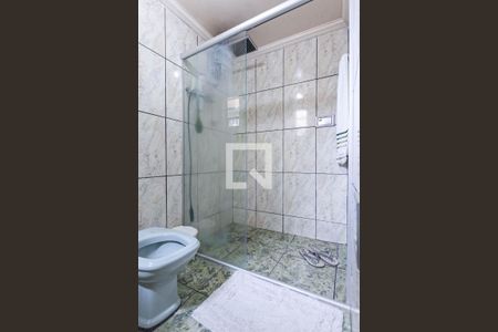 Casa à venda com 250m², 4 quartos e 4 vagasBanheiro da suíte 