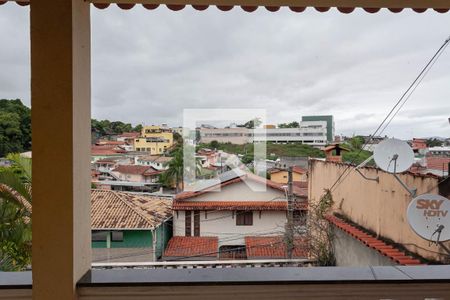 Casa à venda com 250m², 4 quartos e 4 vagasVista do quarto 2 
