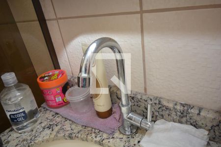 Apartamento à venda com 58m², 2 quartos e sem vagaBanheiro - Torneira