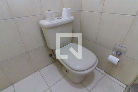Apartamento para alugar com 103m², 3 quartos e 1 vagaDetalhe do banheiro social