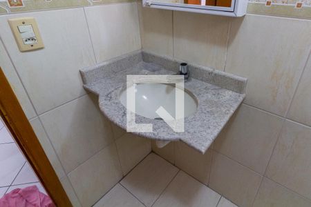 Apartamento para alugar com 103m², 3 quartos e 1 vagaDetalhe do banheiro social