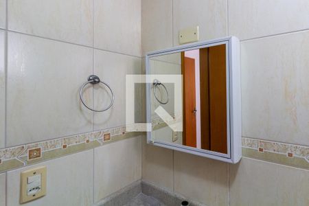 Apartamento para alugar com 103m², 3 quartos e 1 vagaDetalhe do banheiro social