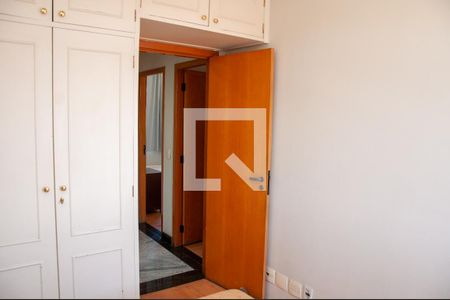 Apartamento à venda com 103m², 3 quartos e 2 vagasQuarto 1