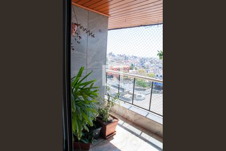 varanda de apartamento à venda com 3 quartos, 103m² em Eldorado, Contagem