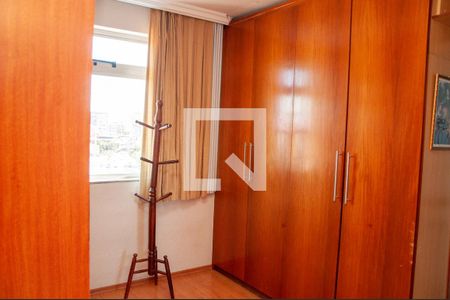 Apartamento à venda com 103m², 3 quartos e 2 vagasQuarto 3