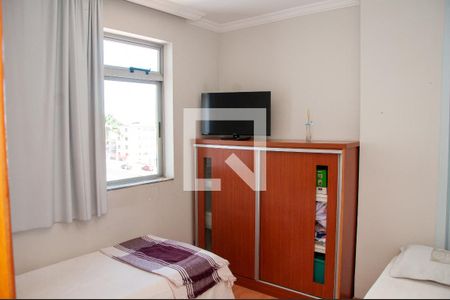 Apartamento à venda com 103m², 3 quartos e 2 vagasQuarto 2