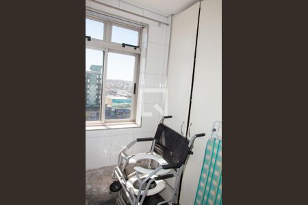 Apartamento à venda com 103m², 3 quartos e 2 vagasBanheiro de Serviço