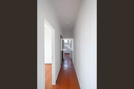 Corredor de apartamento à venda com 2 quartos, 67m² em Heliópolis, Belo Horizonte