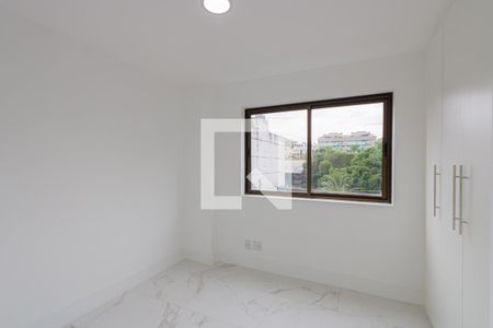 Quarto 1 de apartamento para alugar com 2 quartos, 65m² em Freguesia de Jacarepaguá, Rio de Janeiro