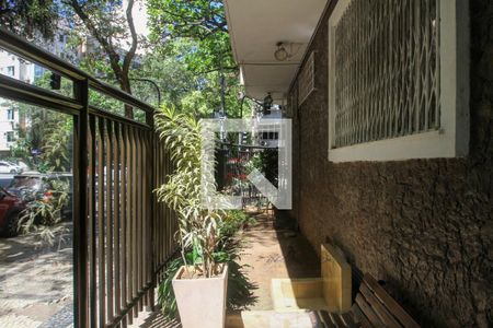 Entrada do Prédio de apartamento para alugar com 1 quarto, 40m² em Copacabana, Rio de Janeiro