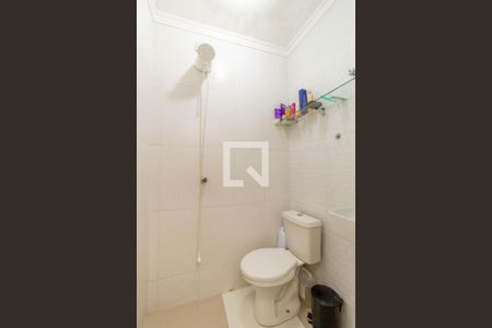 Casa à venda com 144m², 4 quartos e 1 vaga Casa à venda com 144m², 4 quartos e 1 vagaBanheiro de Serviço