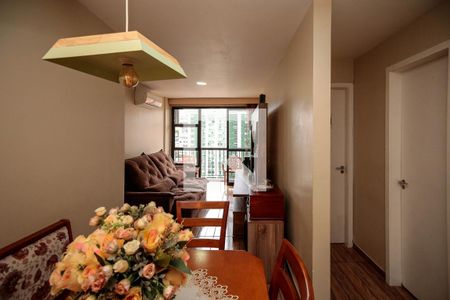 Apartamento à venda com 78m², 3 quartos e 1 vaga Apartamento à venda com 78m², 3 quartos e 1 vagaSala