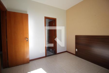 Quarto Suíte de apartamento para alugar com 3 quartos, 156m² em Itapoã, Belo Horizonte