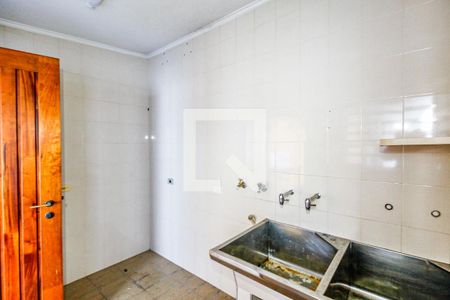 Casa para alugar com 120m², 2 quartos e 2 vagas Casa para alugar com 120m², 2 quartos e 2 vagasÁrea de Serviço