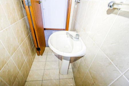 Casa para alugar com 120m², 2 quartos e 2 vagas Casa para alugar com 120m², 2 quartos e 2 vagasLavabo