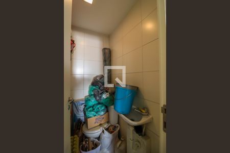 Apartamento à venda com 194m², 4 quartos e 3 vagasBanheiro de Serviço