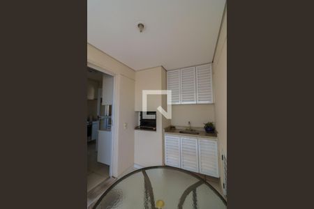 Apartamento à venda com 194m², 4 quartos e 3 vagasVaranda gourmet
