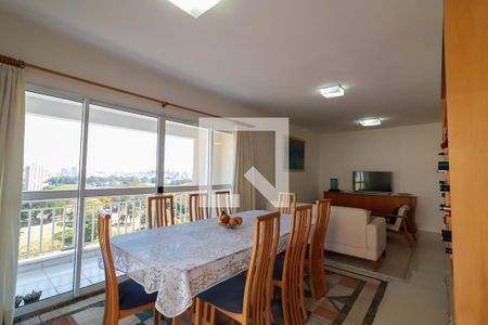 Apartamento à venda com 194m², 4 quartos e 3 vagasSala de Jantar