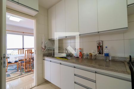 Apartamento à venda com 194m², 4 quartos e 3 vagasCozinha