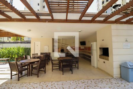 Apartamento à venda com 194m², 4 quartos e 3 vagasÁrea comum - Churrasqueira