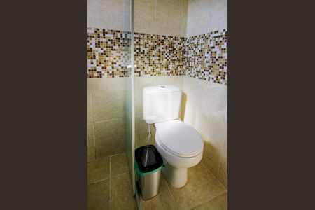 Casa à venda com 182m², 3 quartos e 3 vagasBanheiro do Quarto 1