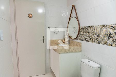 Banheiro de apartamento para alugar com 2 quartos, 50m² em Liberdade, São Paulo