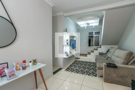 Sala de casa à venda com 3 quartos, 85m² em Olaria, Rio de Janeiro