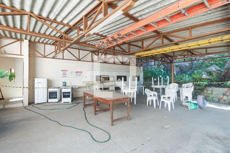 Apartamento à venda com 76m², 3 quartos e 1 vaga Apartamento à venda com 76m², 3 quartos e 1 vagaChurrasqueiras