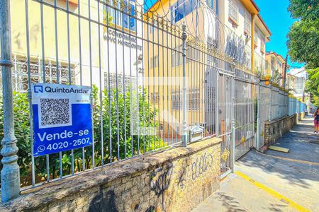 Apartamento à venda com 77m², 2 quartos e 1 vagaFachada do Condomínio