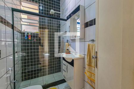 Apartamento à venda com 77m², 2 quartos e 1 vagaBanheiro